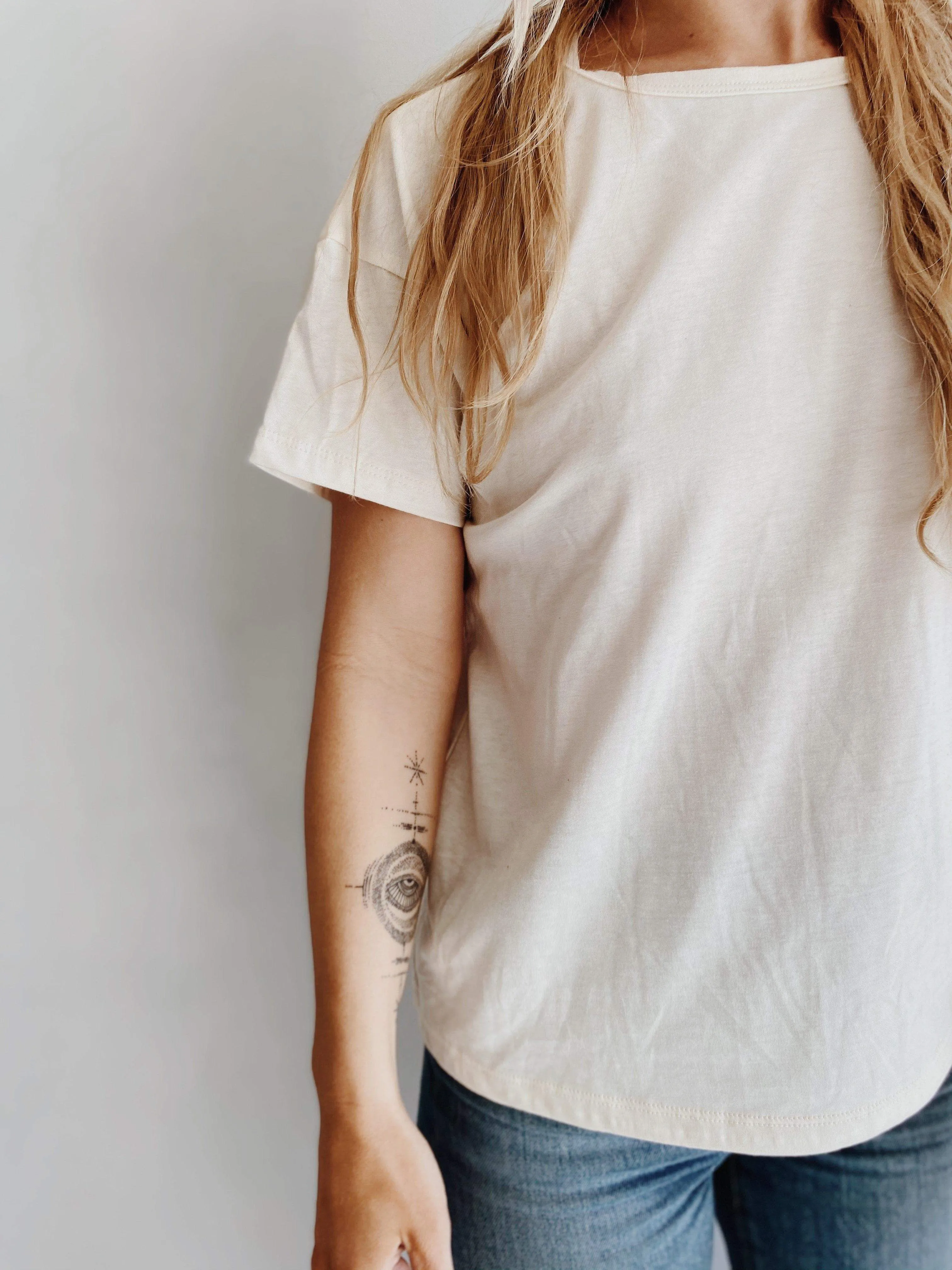 adult organic cotton tee in natural