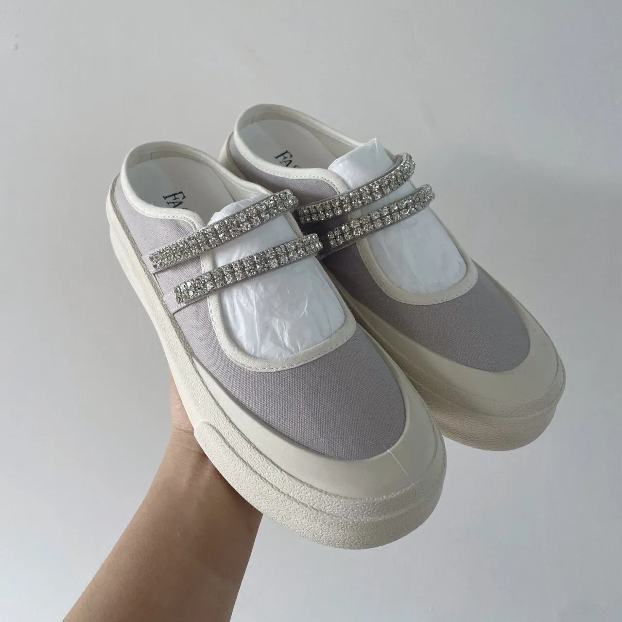 Amozae 2022 Summer Shoes For Women Sandals  New Women's Shoes Flat-Bottomed Rhinestone Sports And Leisure Canvas Baotou Slippers