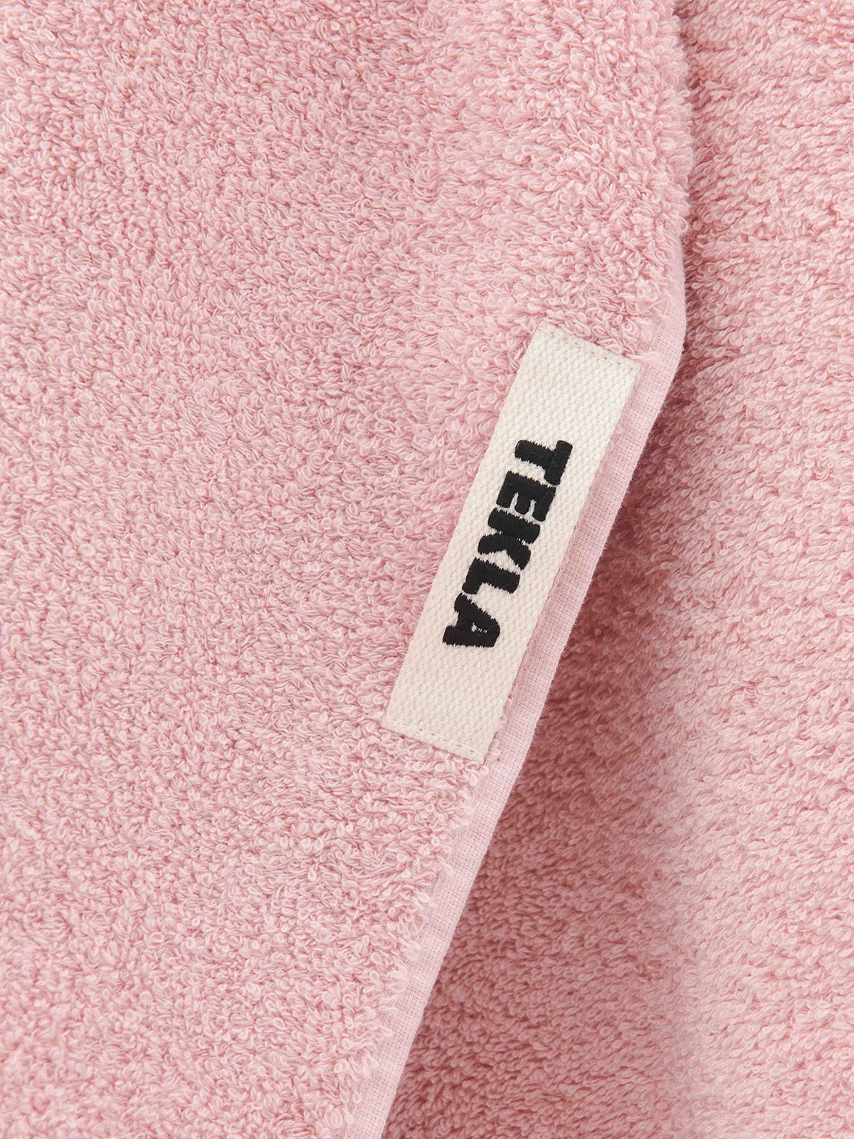 Bath Towel in Shaded Pink