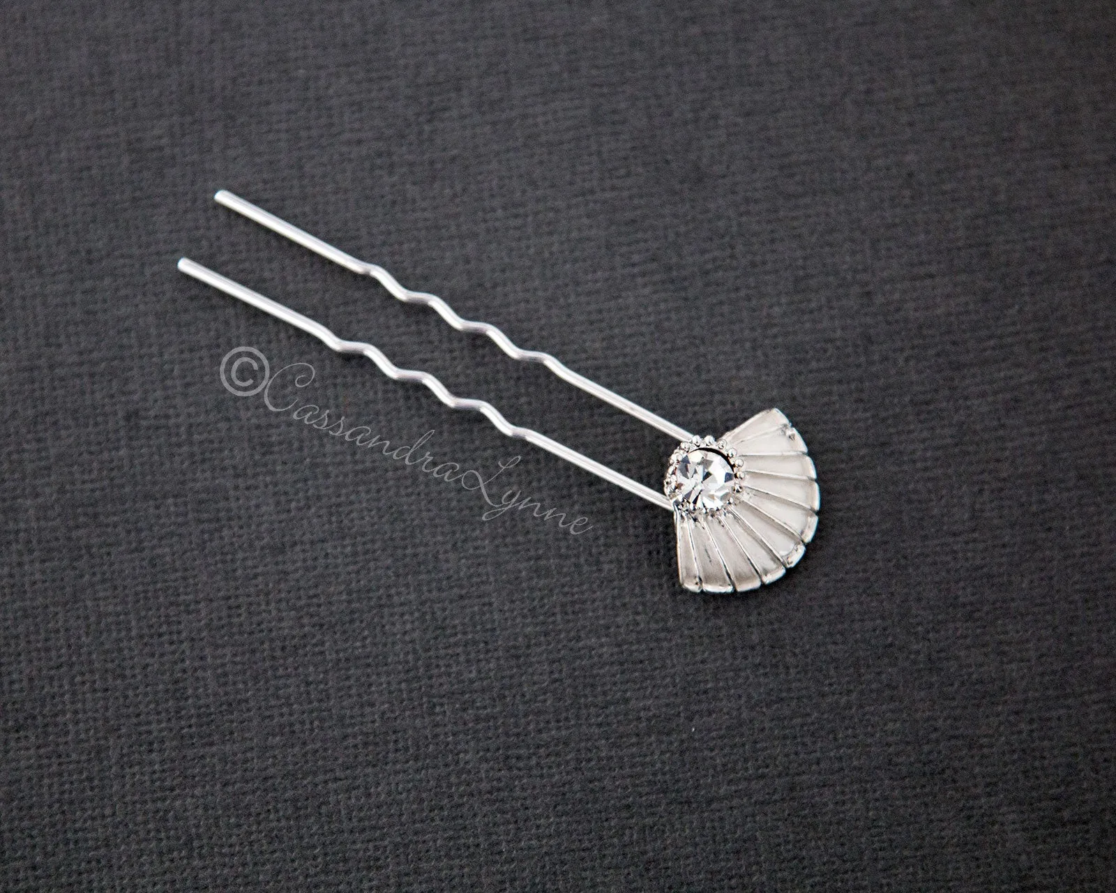 Bridal Hair Pin of Crystal Shell