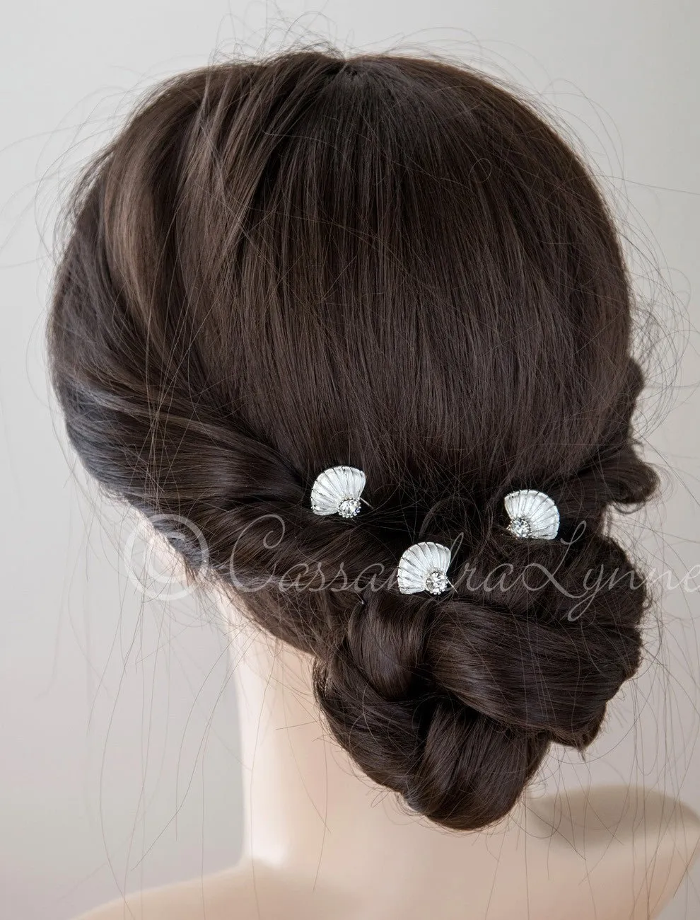 Bridal Hair Pin of Crystal Shell