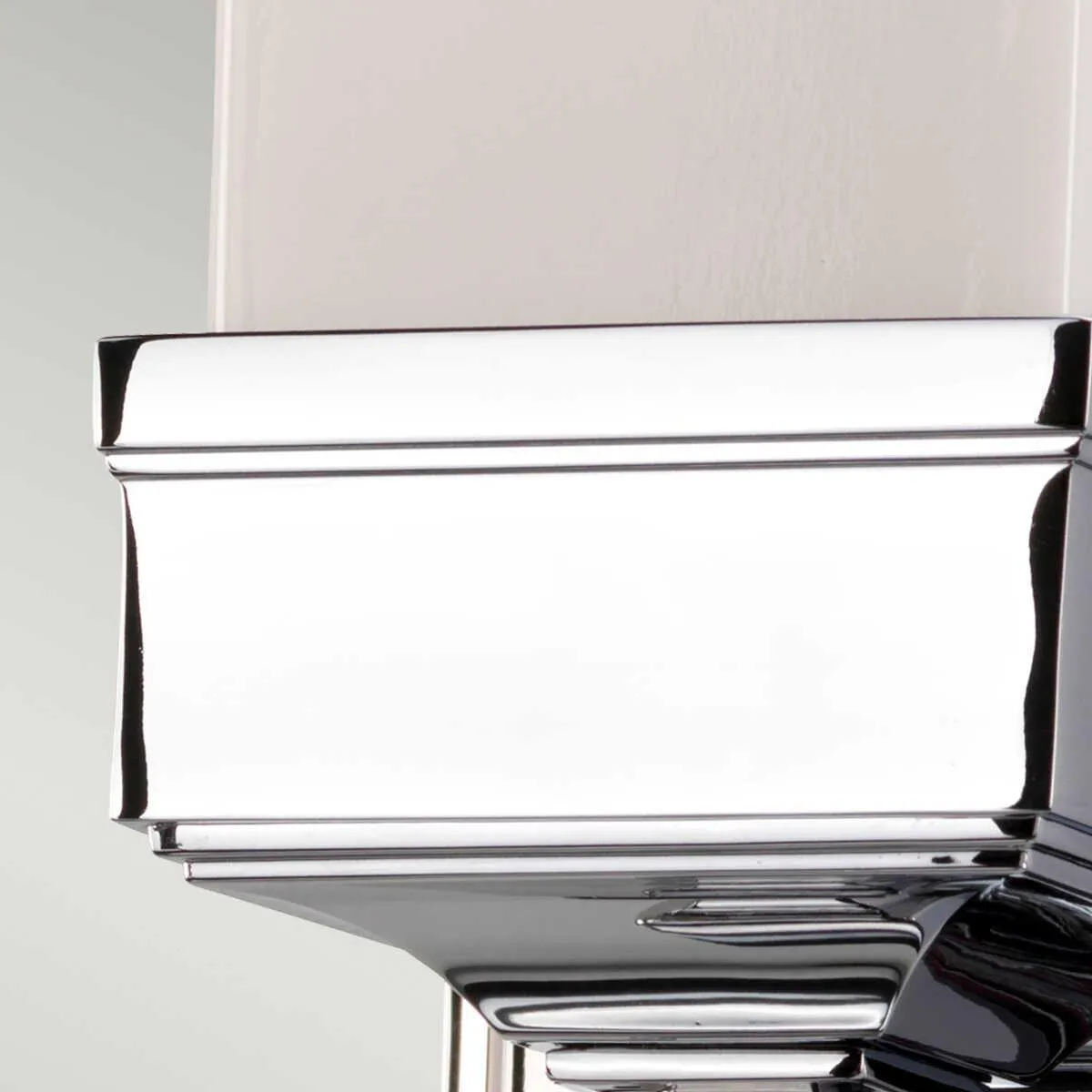 Cambridge Polished Chrome Finish Bathroom Wall Light