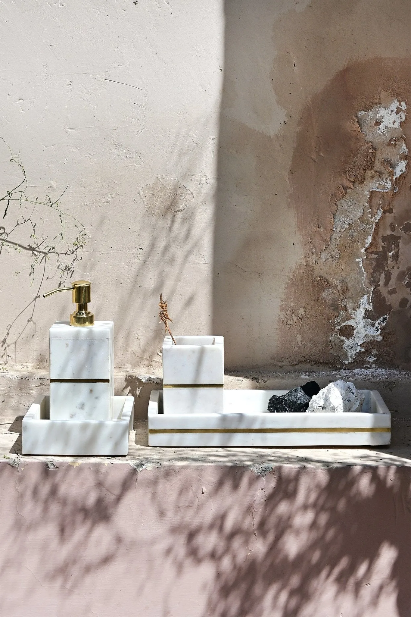 FLORENCE WHITE MARBLE BATHROOM SET