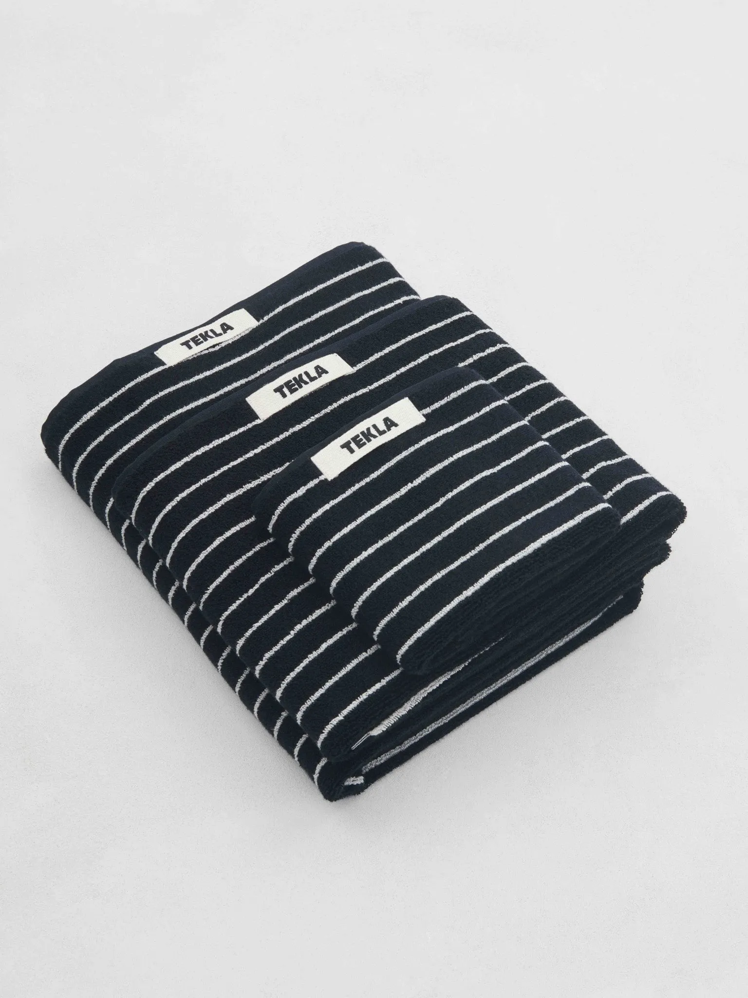 Guest Towel in Black Stripes