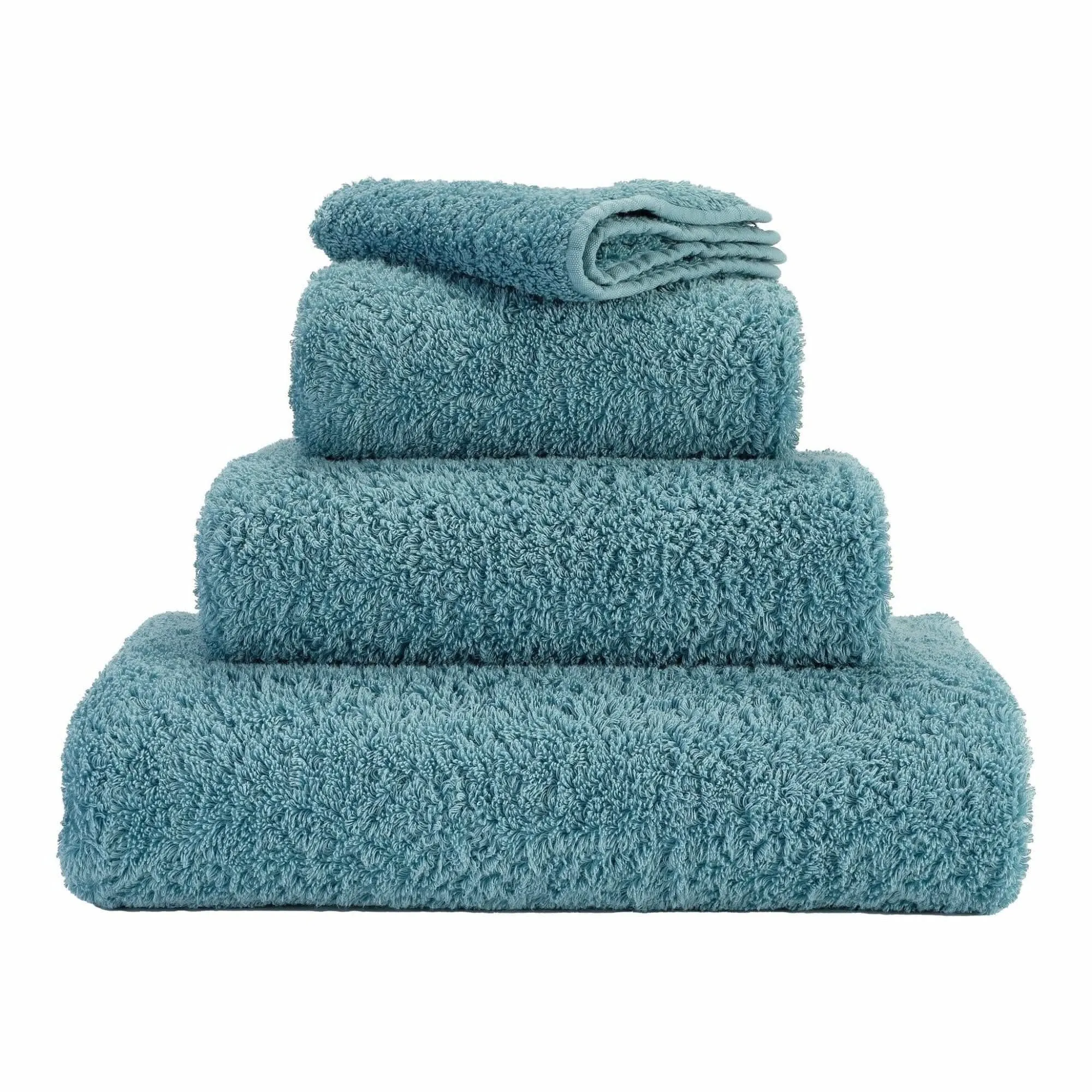 Super Pile Shower Towels (23 x 43" | 60 x 110 cm)