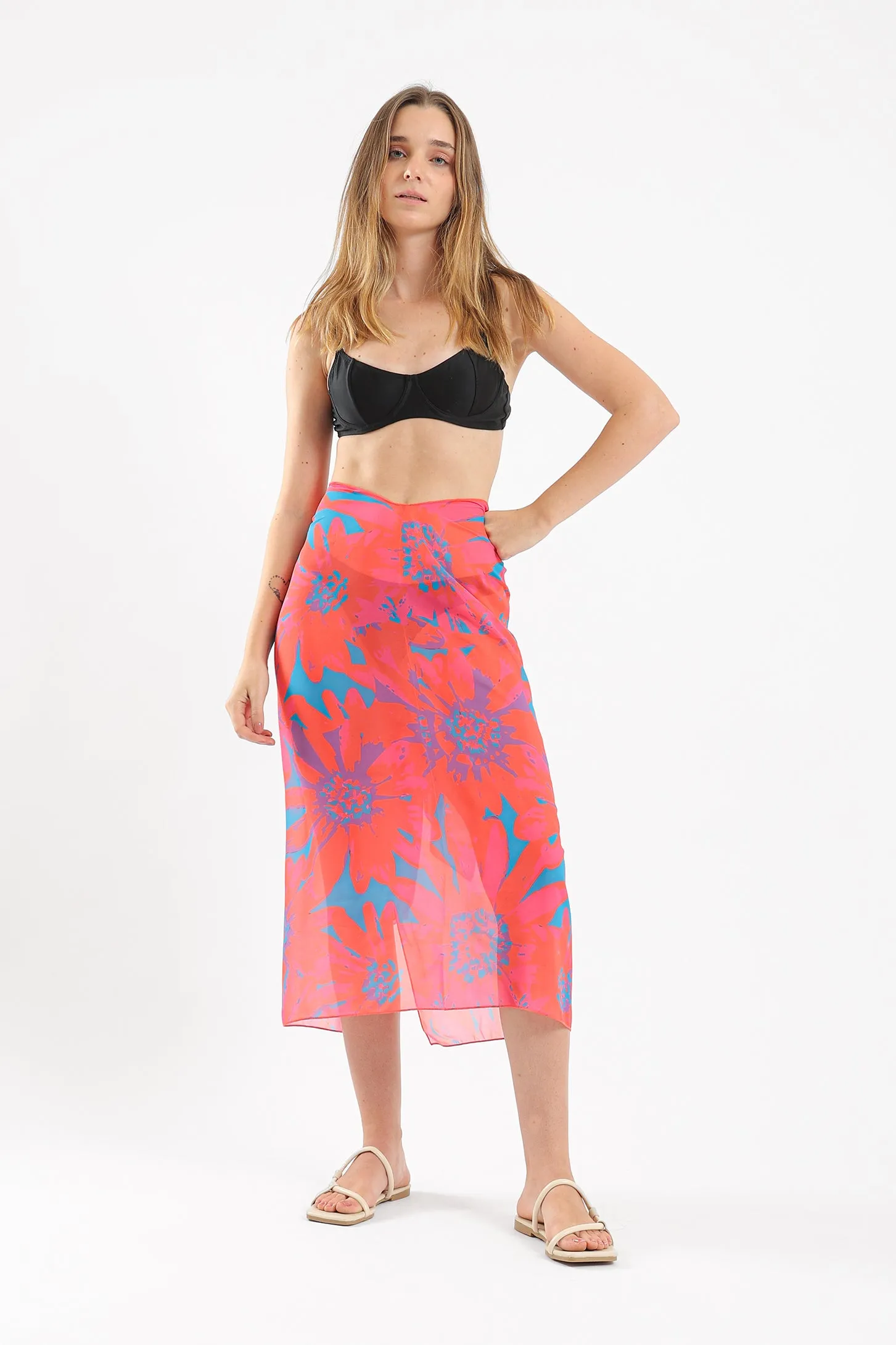 VIBRANT BLOOMS CONVERTIBLE SARONG