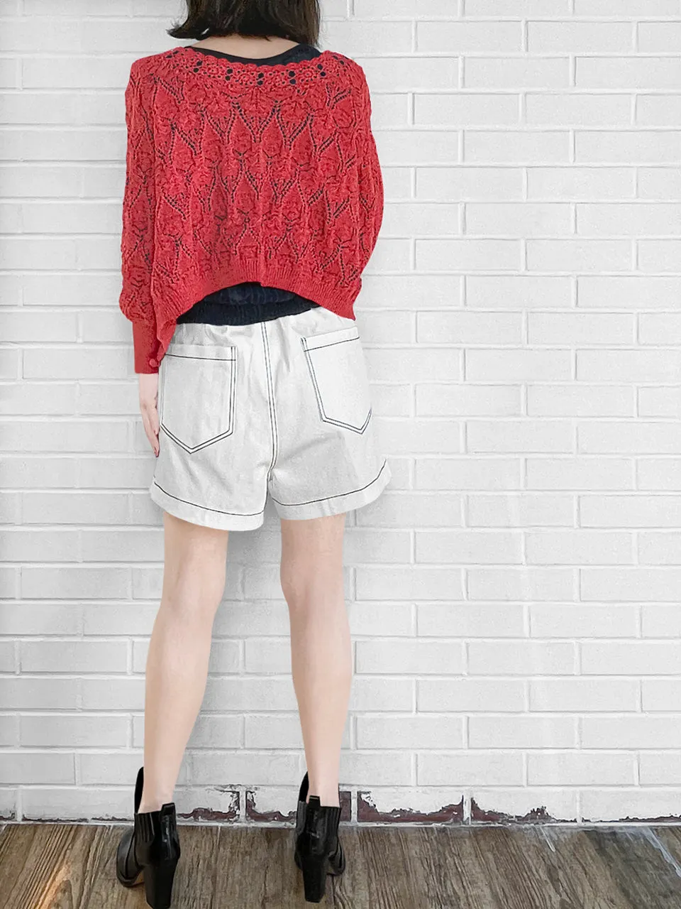 White Contrast Stitch Patch Pocket A-line Twill Shorts